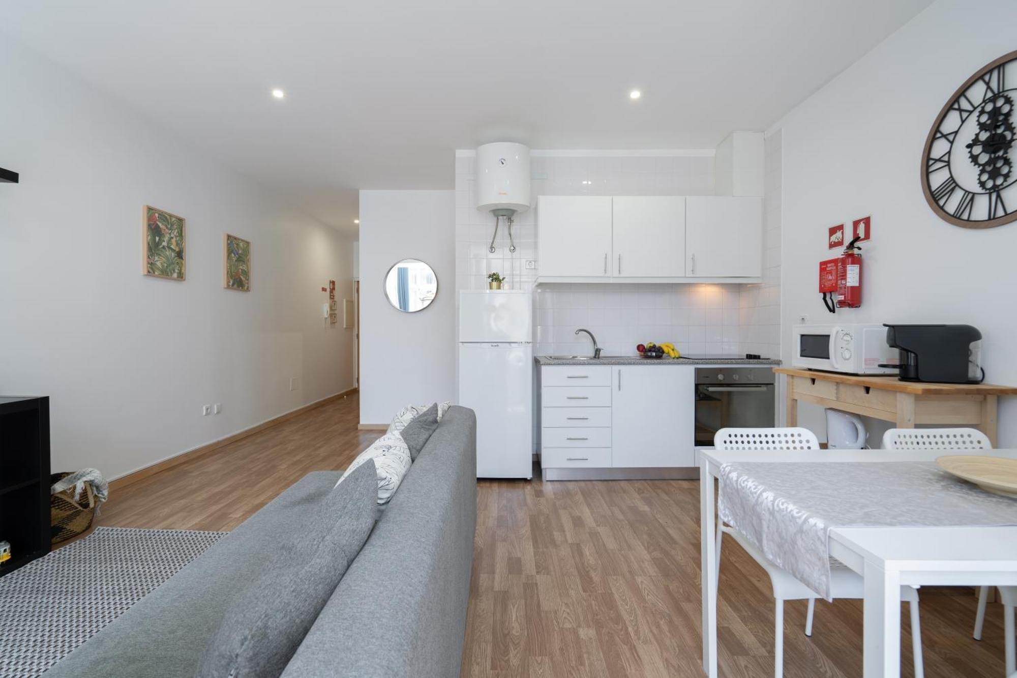 דירות פורטו Host Wise - Colorful Fresh Flats - Batalha חדר תמונה